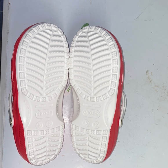 CROCS Sonic the Hedgehog men’s size 10, women’s size 12 - Picture 2 of 3